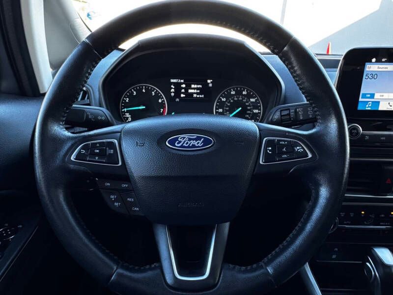 Used 2018 Ford EcoSport SE image 16