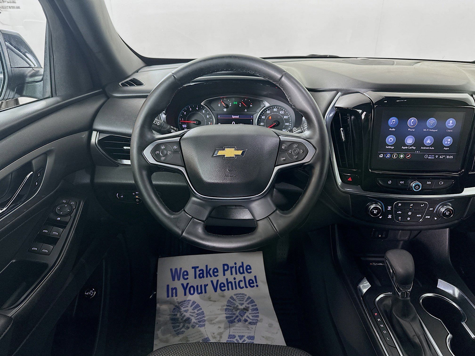 Used 2023 Chevrolet Traverse LT w/ Rear Camera Mirror Package AWD/4WD image 21