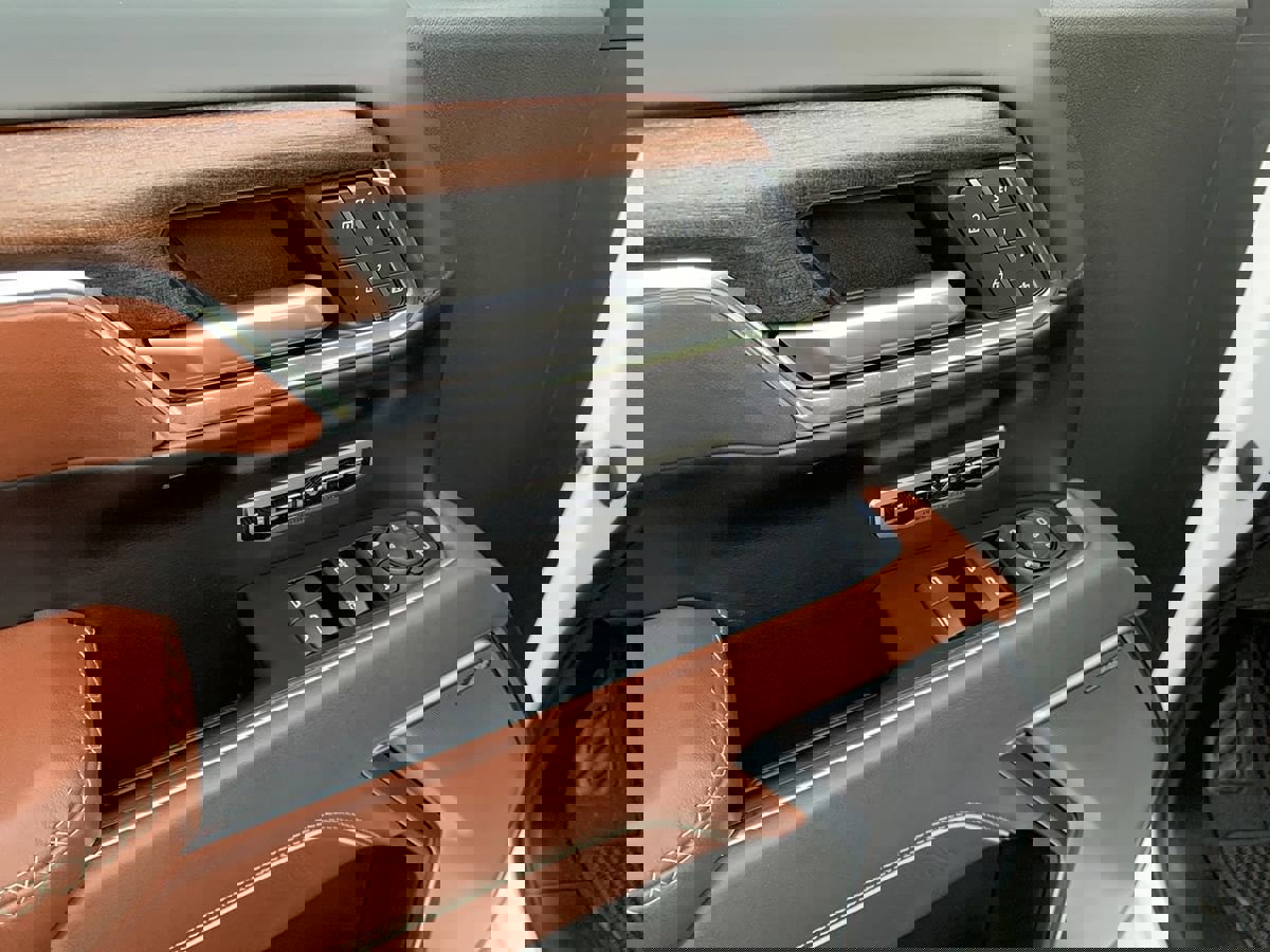 Used 2023 GMC Sierra 1500 Denali Ultimate image 17