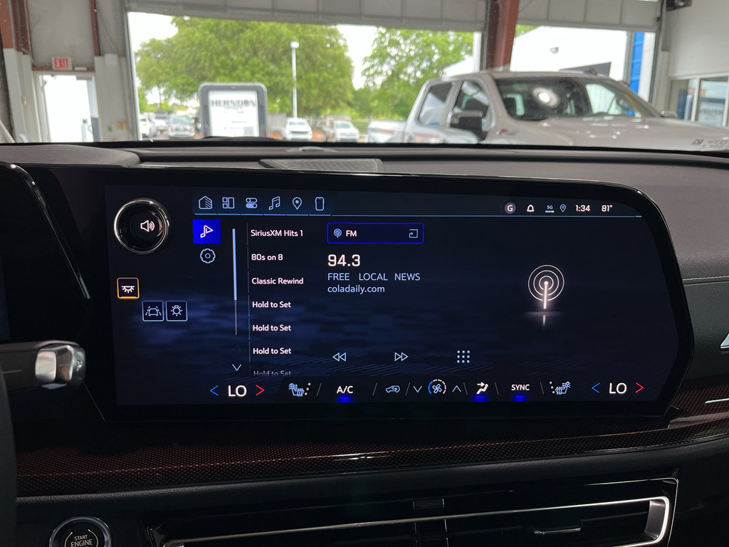 New 2026 Chevrolet Traverse Z71 w/ Enhanced Driving Package AWD/4WD image 23