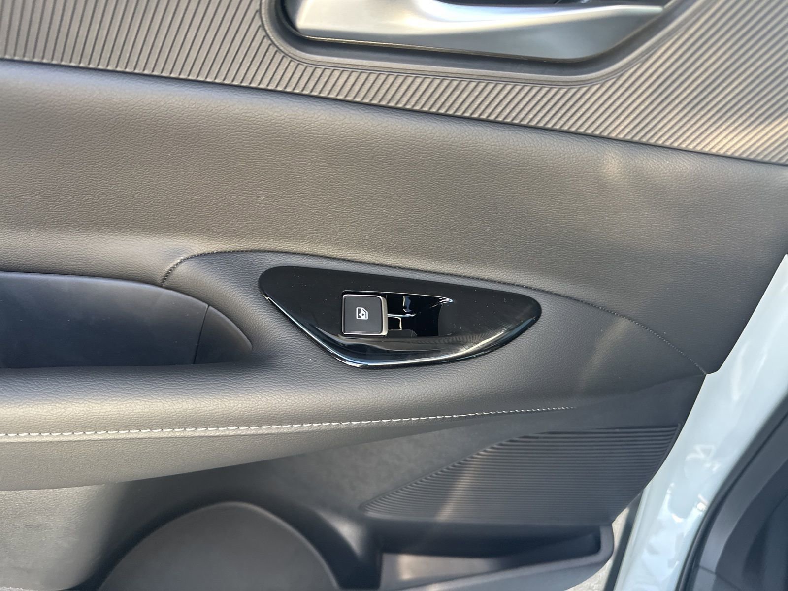 New 2025 Nissan Murano SL w/ Cargo Package image 37