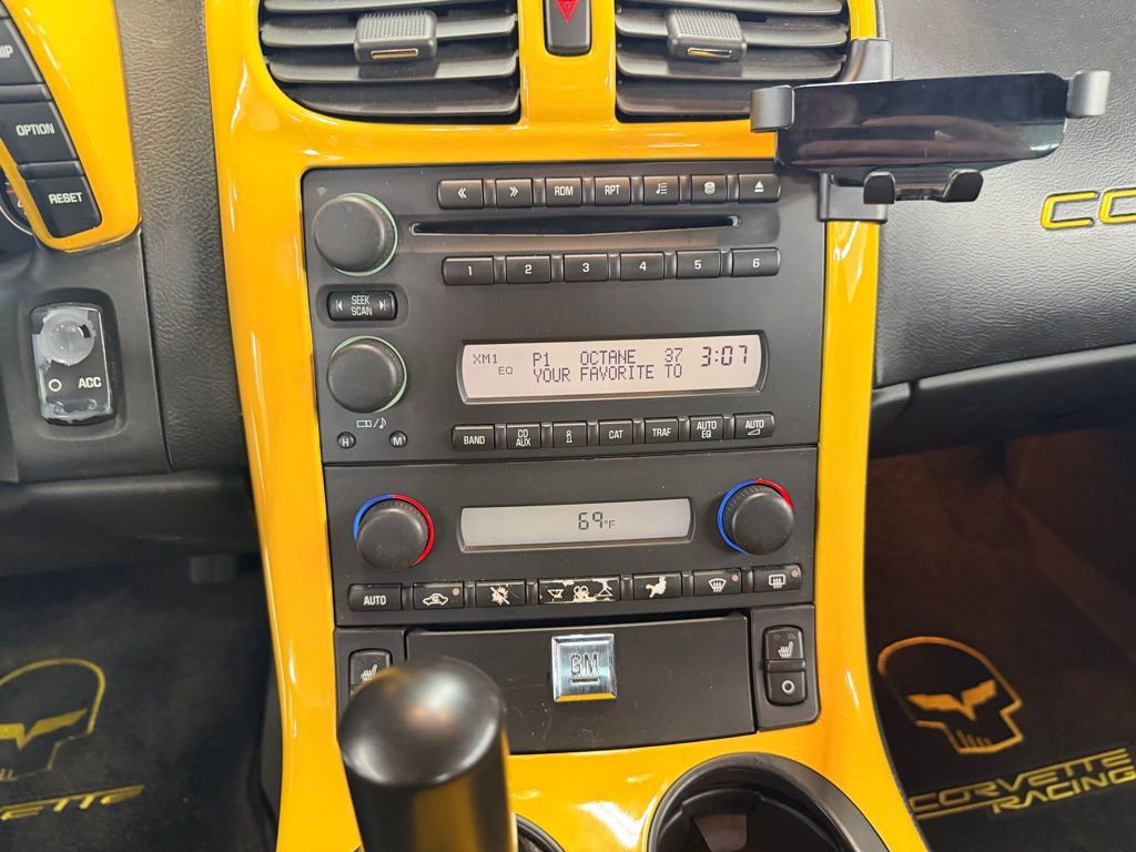 Used 2005 Chevrolet Corvette Coupe w/ Preferred Equipment Group image 26