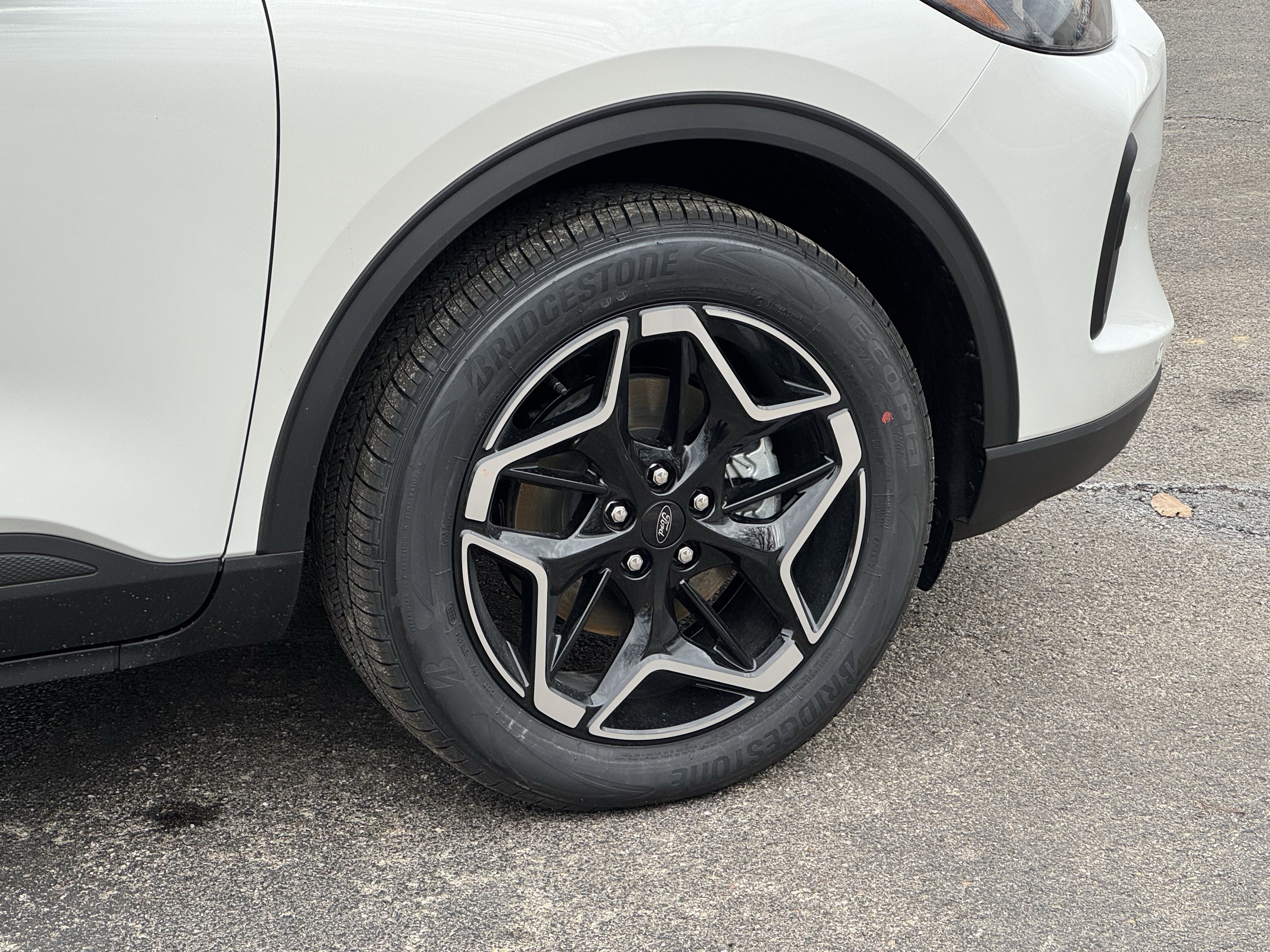 New 2026 Ford Escape Platinum w/ Premium Technology Package image 7