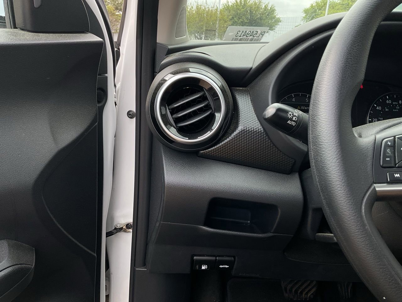 Used 2024 Nissan Kicks SV image 24