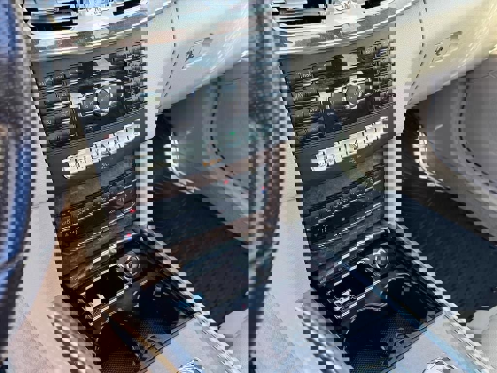 Used 2014 Mercedes-Benz E 350 4MATIC Sedan w/ Premium 1 Package image 23