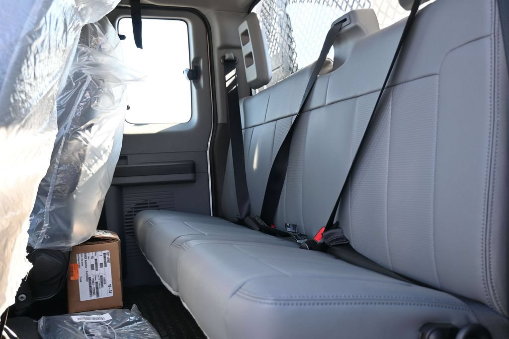 New 2026 Ford F750 2WD SuperCab Super Duty image 22