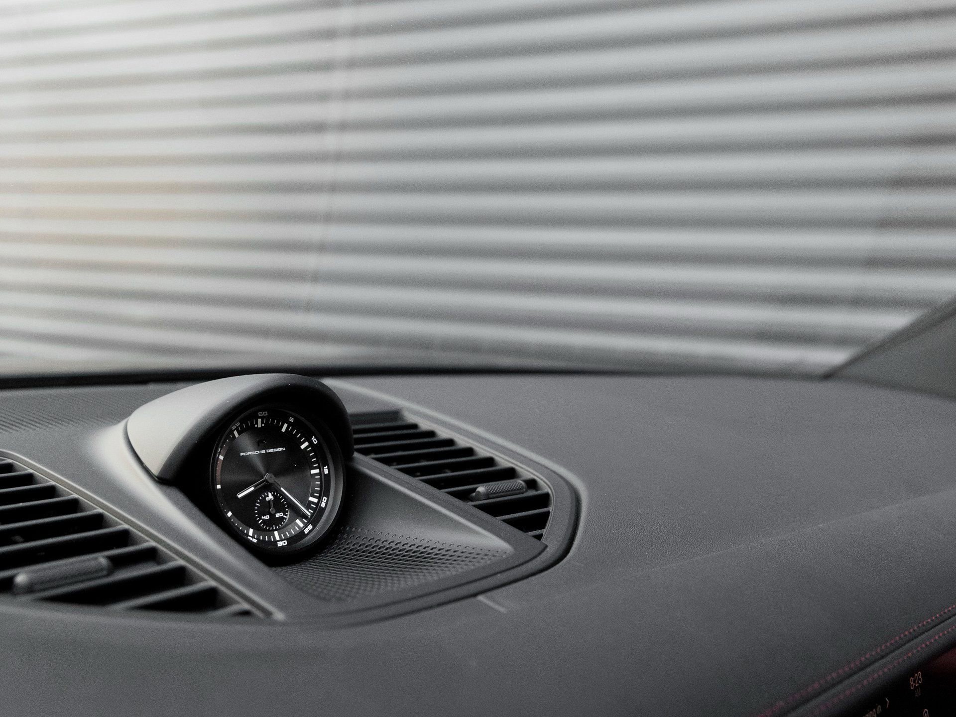 New 2026 Porsche Panamera 4S image 23