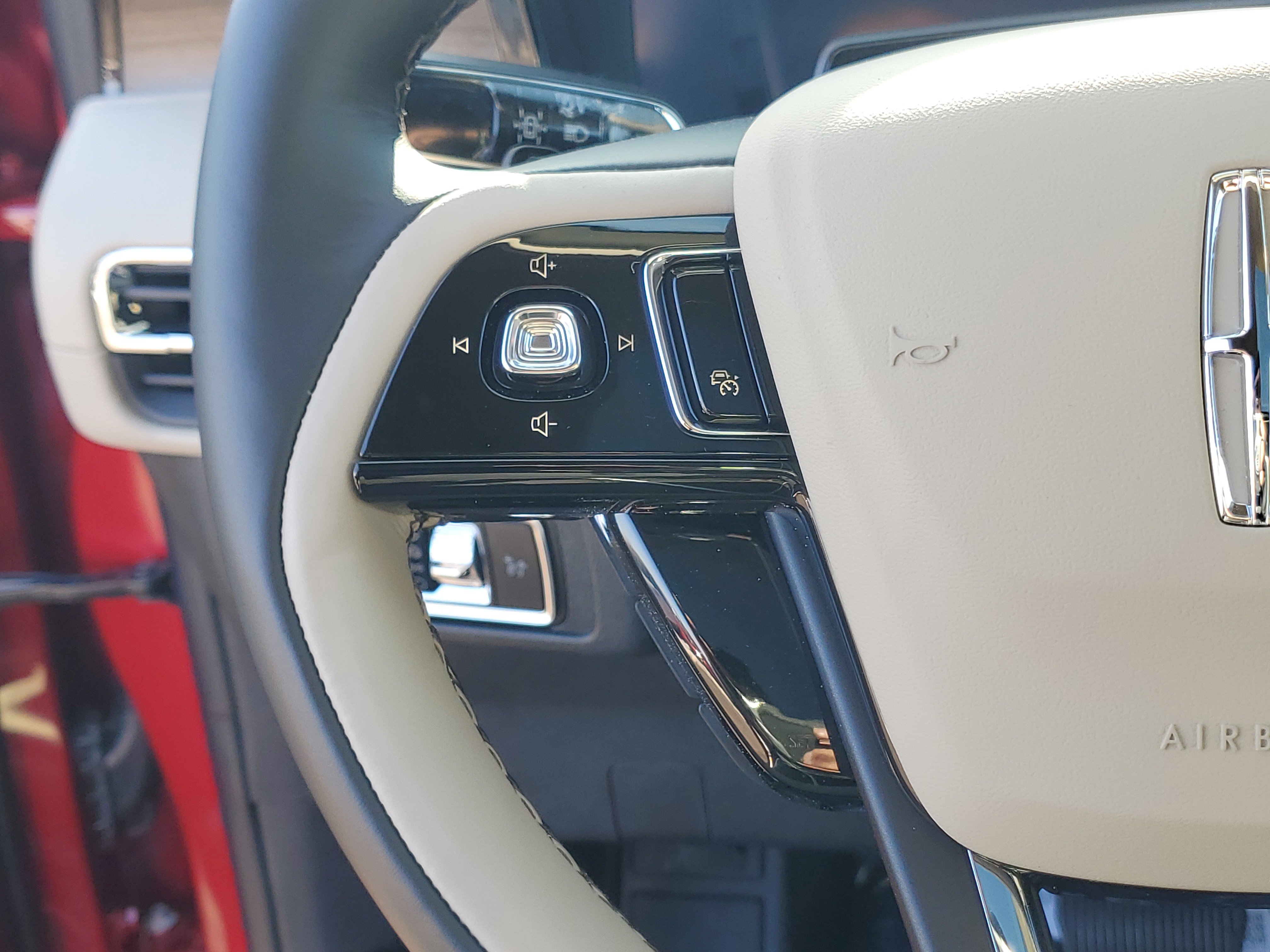 New 2026 Lincoln Corsair Grand Touring image 17