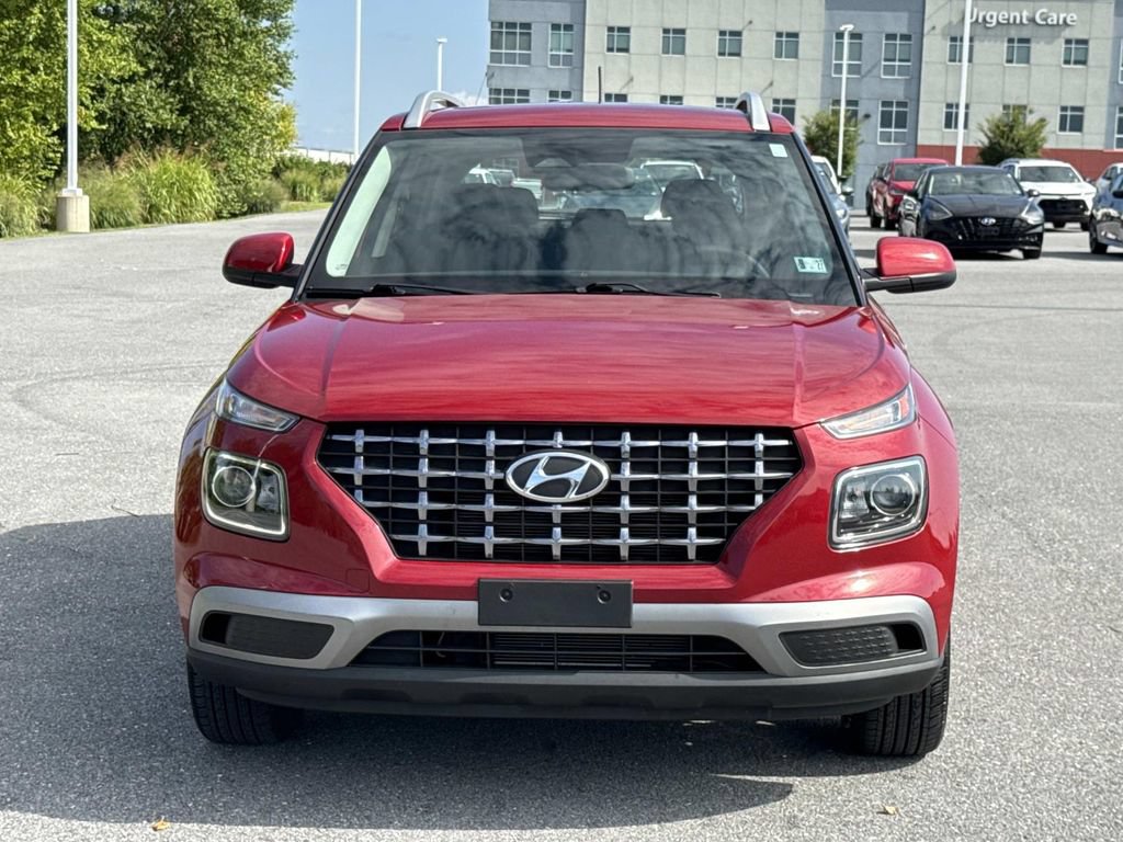 Used 2023 Hyundai Venue SEL w/ Cargo Package FWD image 29