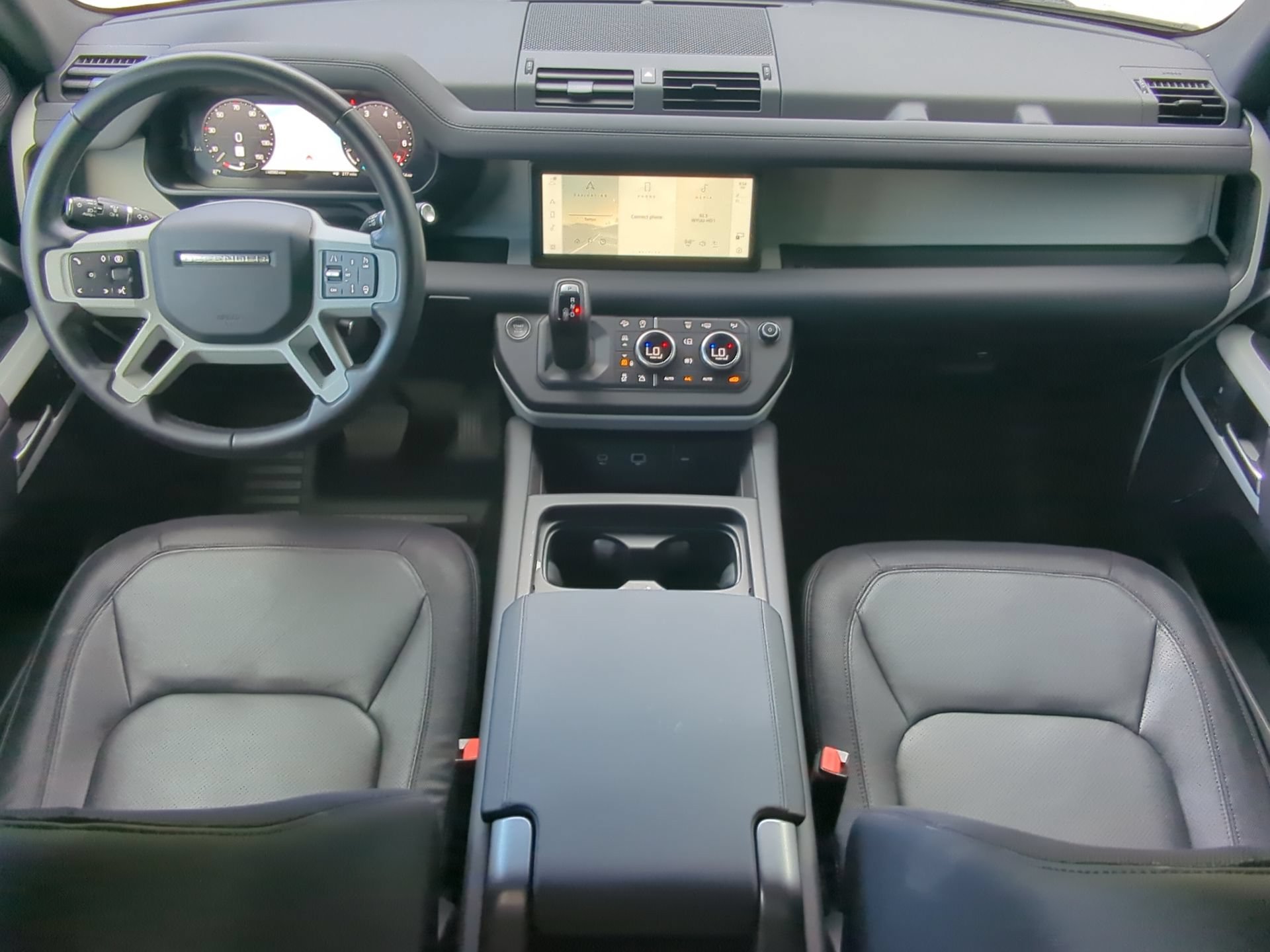 Used 2024 Land Rover Defender 110 X-Dynamic SE AWD/4WD image 50