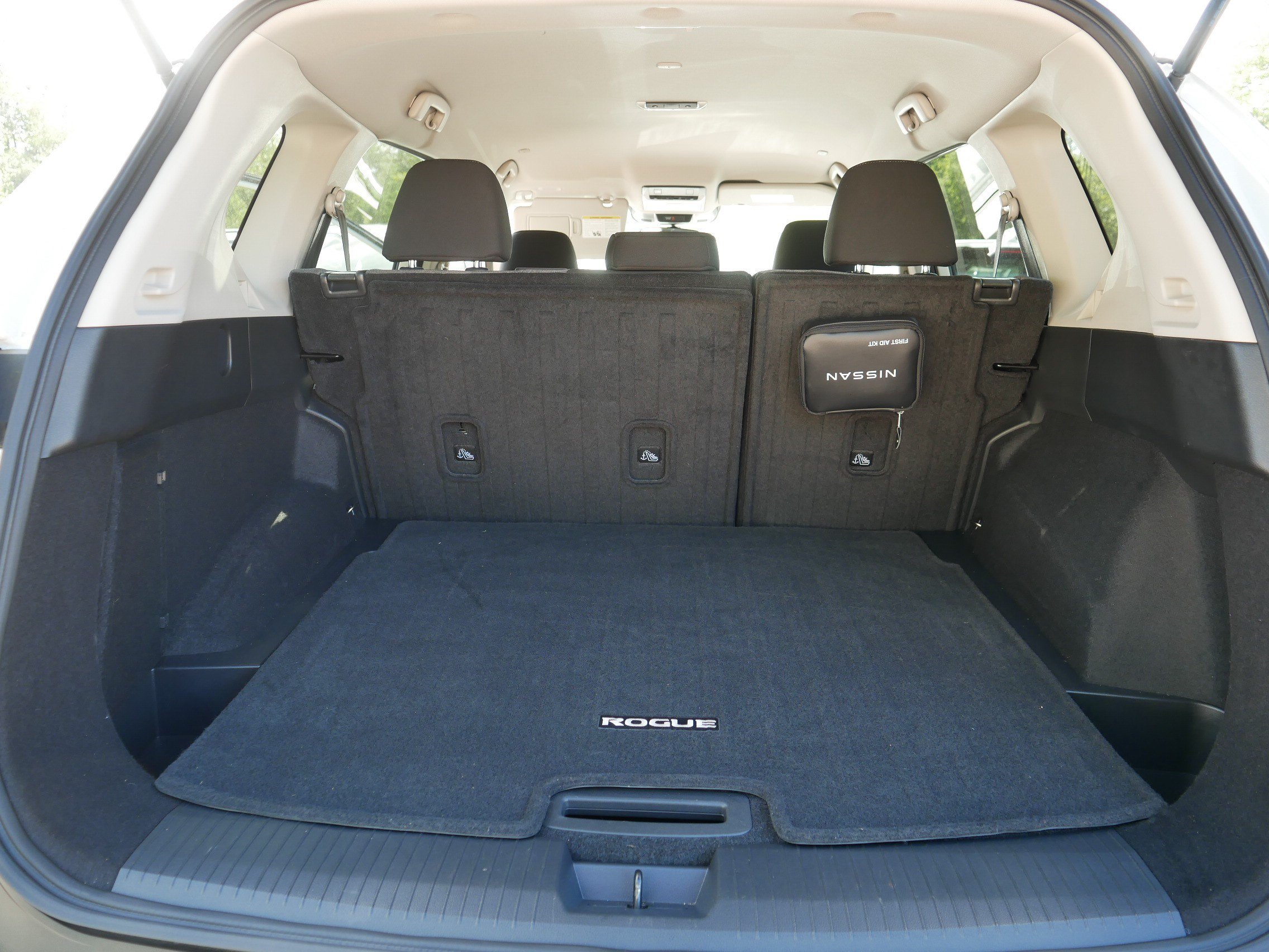 Certified 2023 Nissan Rogue SV AWD/4WD image 18