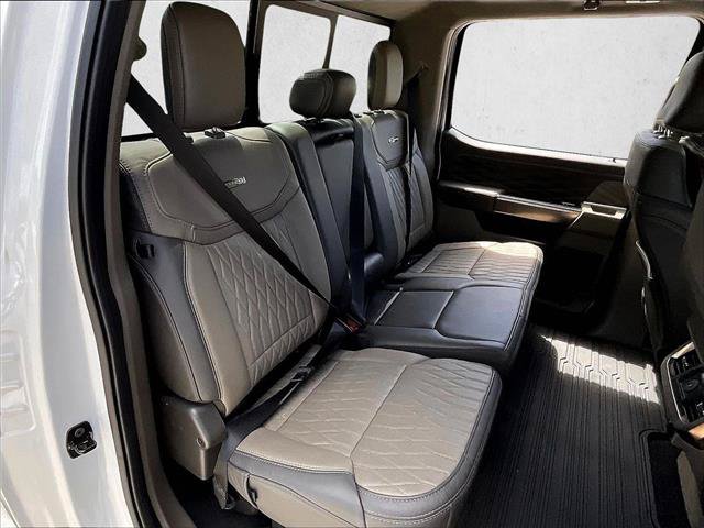 Used 2025 Ford F350 Platinum w/ Platinum Plus Package AWD/4WD image 28