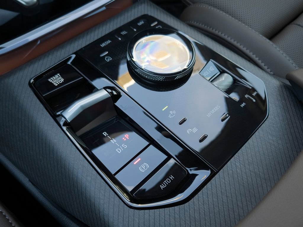 New 2026 BMW X3 xDrive30 w/ Premium Package image 9