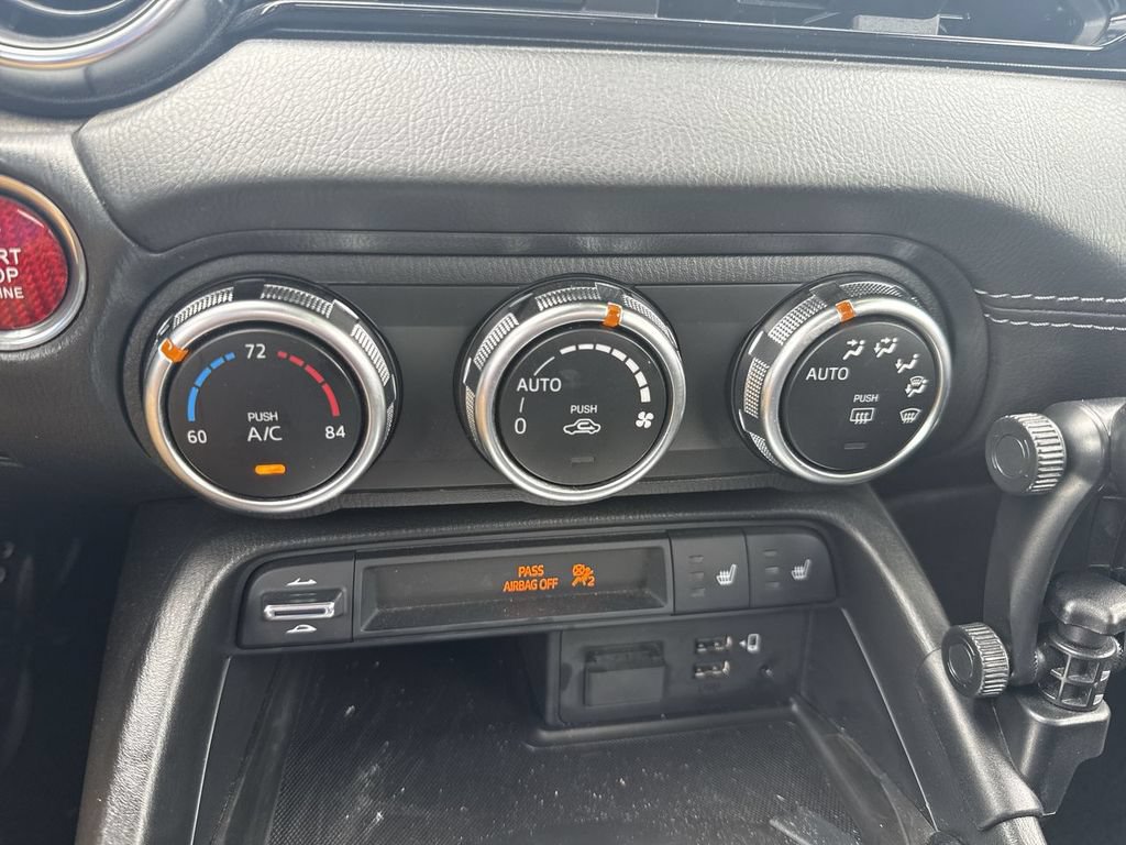 Used 2020 MAZDA MX-5 Miata RF Grand Touring RWD image 29