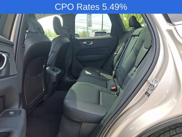 Certified 2023 Volvo XC60 B5 Plus AWD/4WD image 11