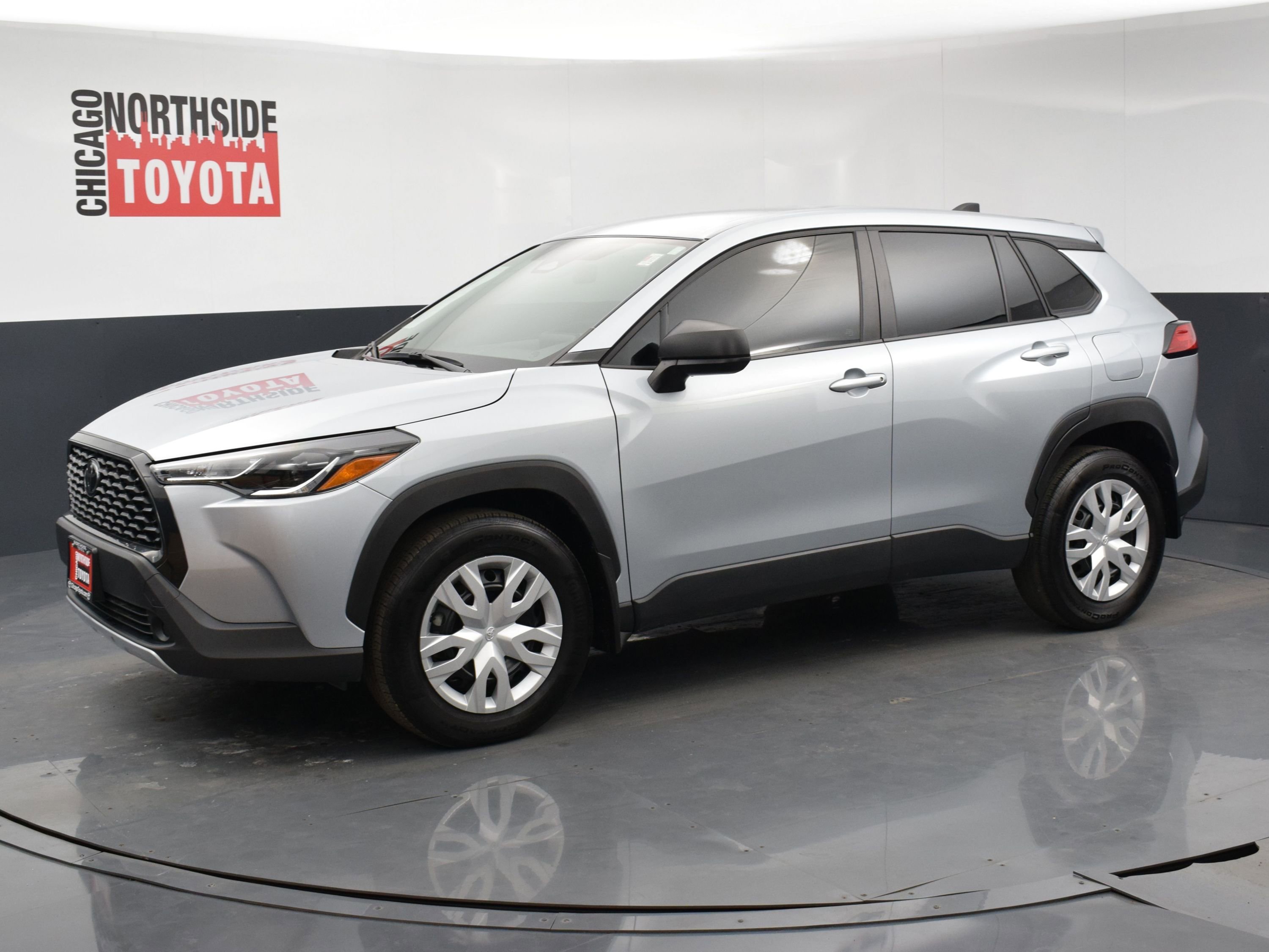 Used 2024 Toyota Corolla Cross L image 8