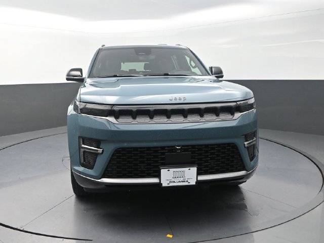 New 2026 Jeep Grand Wagoneer Limited AWD/4WD image 3