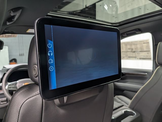 New 2026 Chevrolet Suburban Premier image 15