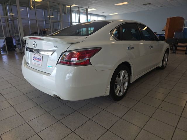 Used 2014 Nissan Altima 2.5 SL w/ Technology Package image 8