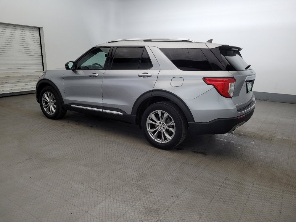 Used 2021 Ford Explorer Limited w/ Equipment Group 301A image 3