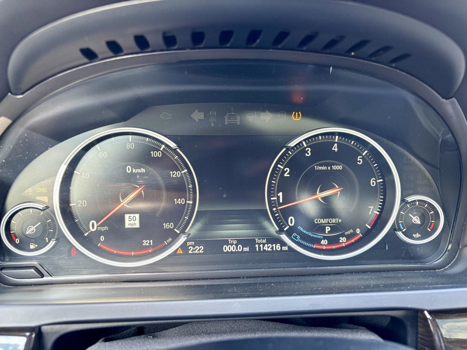 Used 2014 BMW 750i xDrive image 37