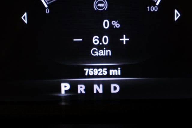 Used 2014 RAM 1500 Laramie w/ Trailer Tow Group image 16