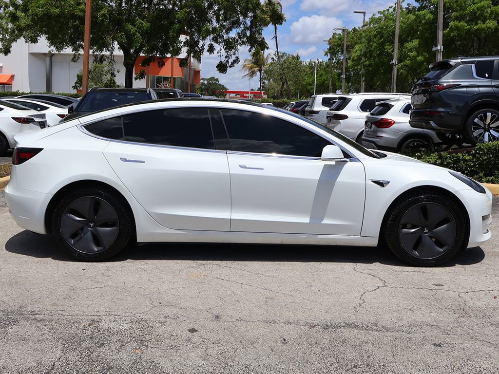 Used 2018 Tesla Model 3 Long Range AWD/4WD image 18