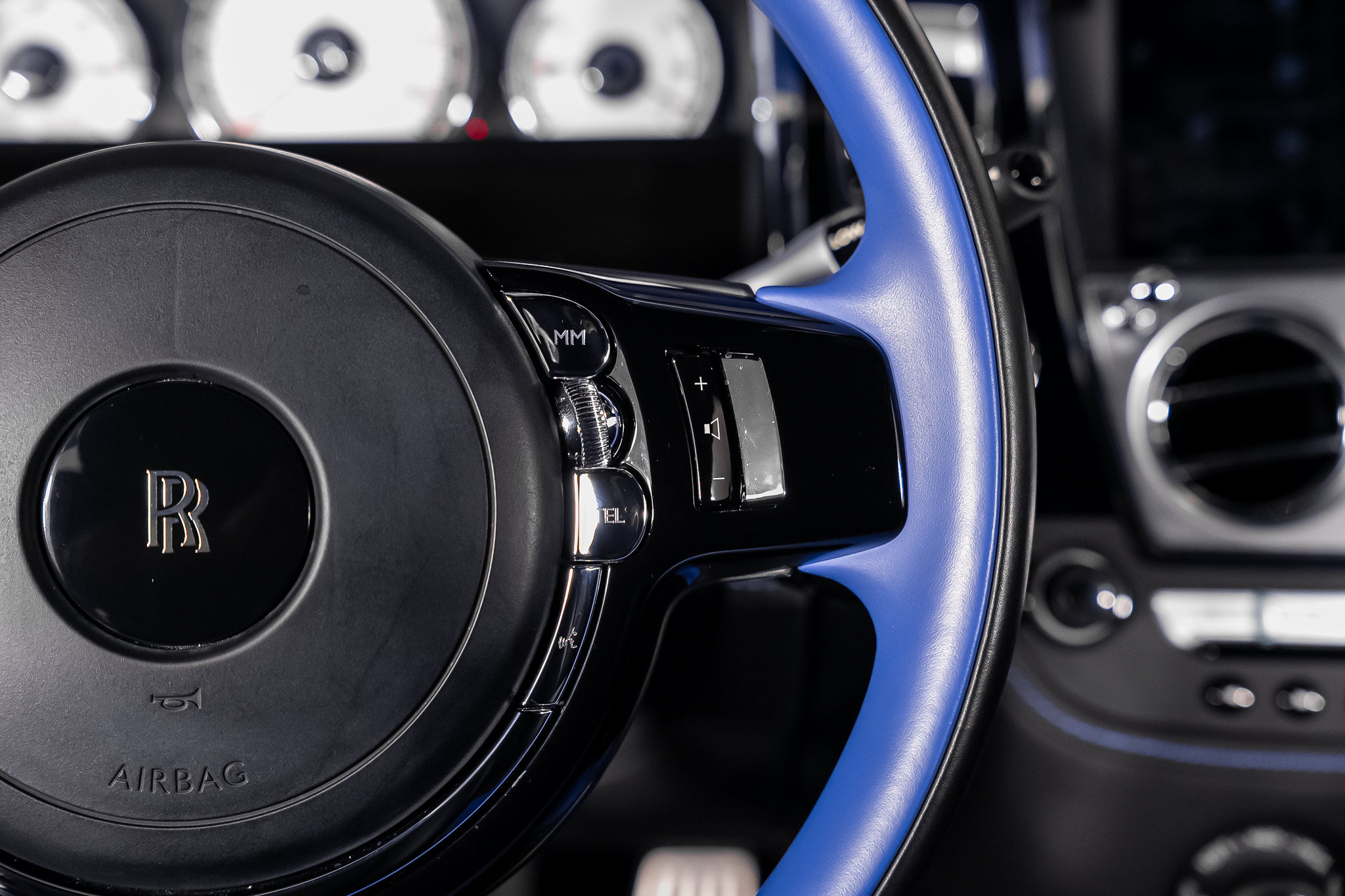 Used 2020 Rolls-Royce Wraith RWD image 44