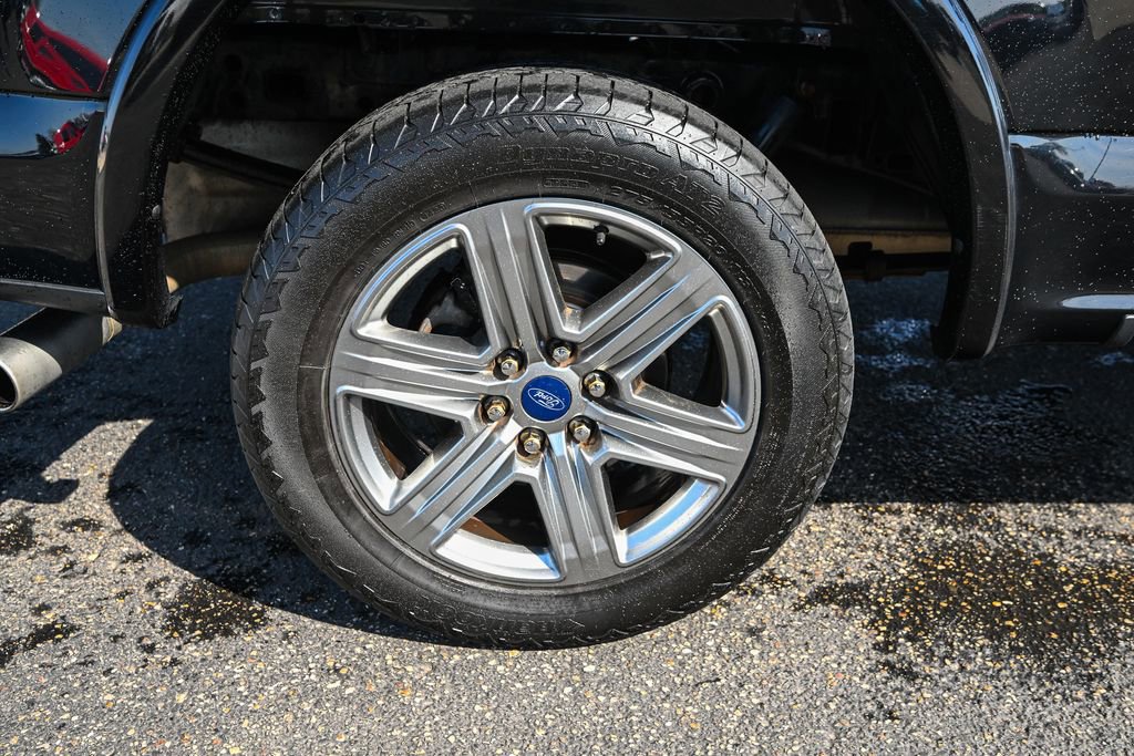 Used 2018 Ford F150 XLT w/ Equipment Group 302A Luxury image 14