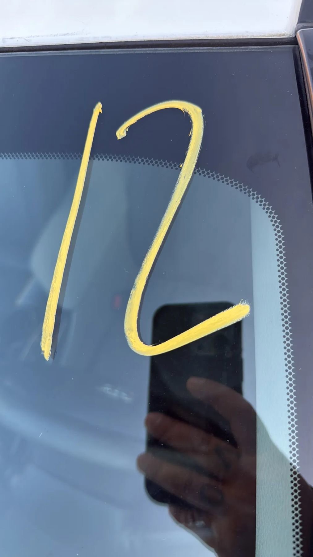 Used 2020 Toyota Camry LE image 29