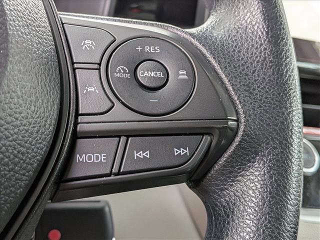 Used 2025 Toyota Corolla LE image 12