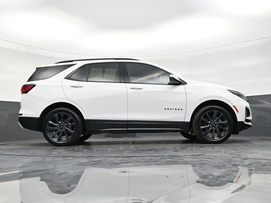 Used 2023 Chevrolet Equinox RS FWD image 26