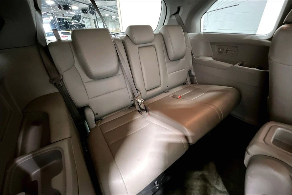 Used 2016 Honda Odyssey Touring image 37