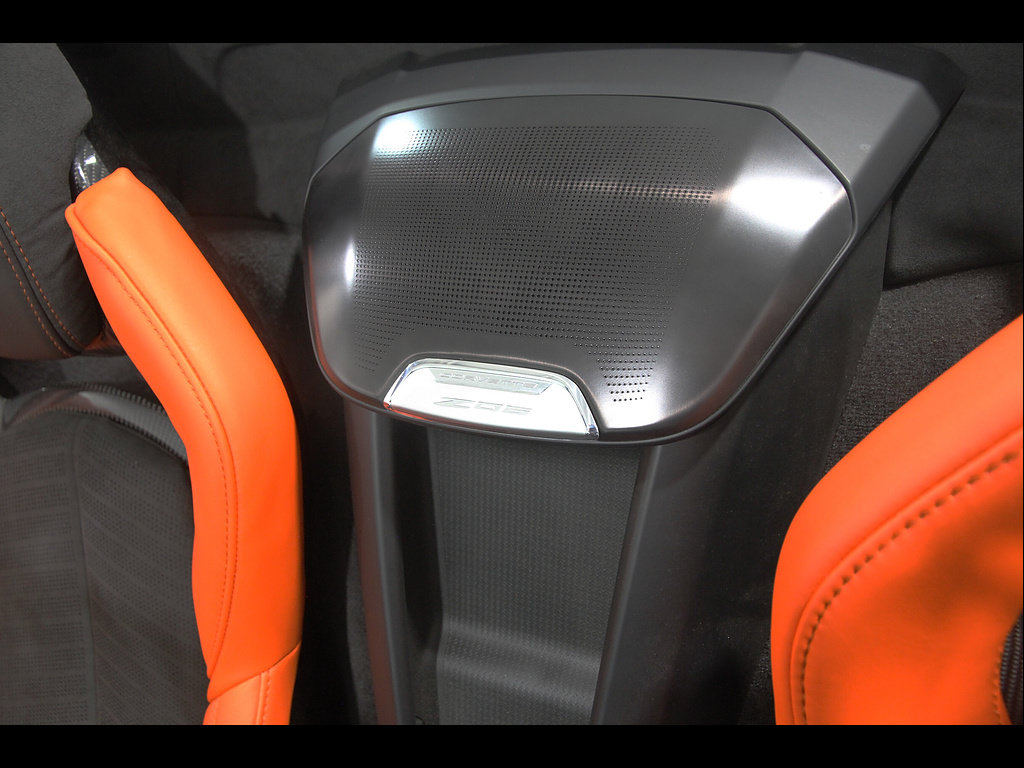Used 2025 Chevrolet Corvette Z06 w/ Stealth Interior Trim Package RWD image 24