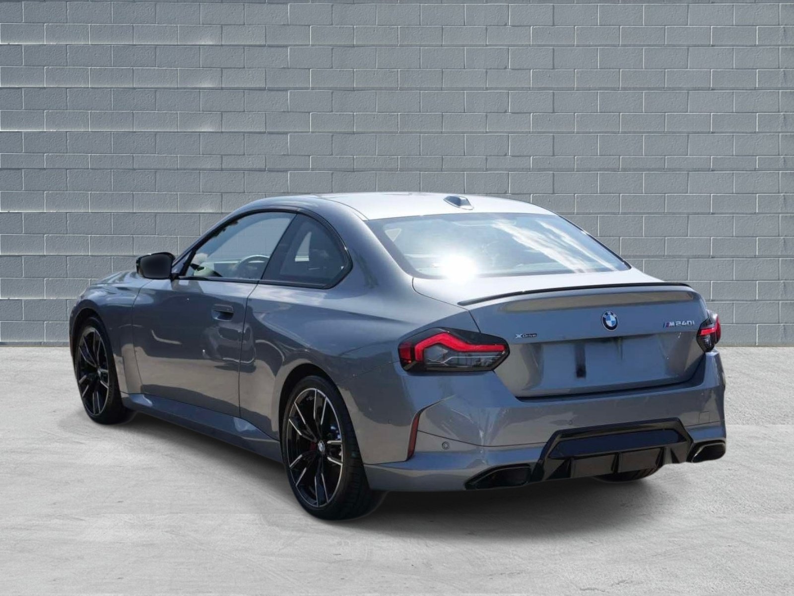 Used 2025 BMW M240i xDrive Coupe w/ Premium Package AWD/4WD image 3