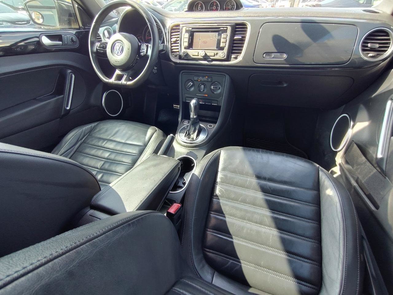 Used 2013 Volkswagen Beetle 2.0T FWD image 34