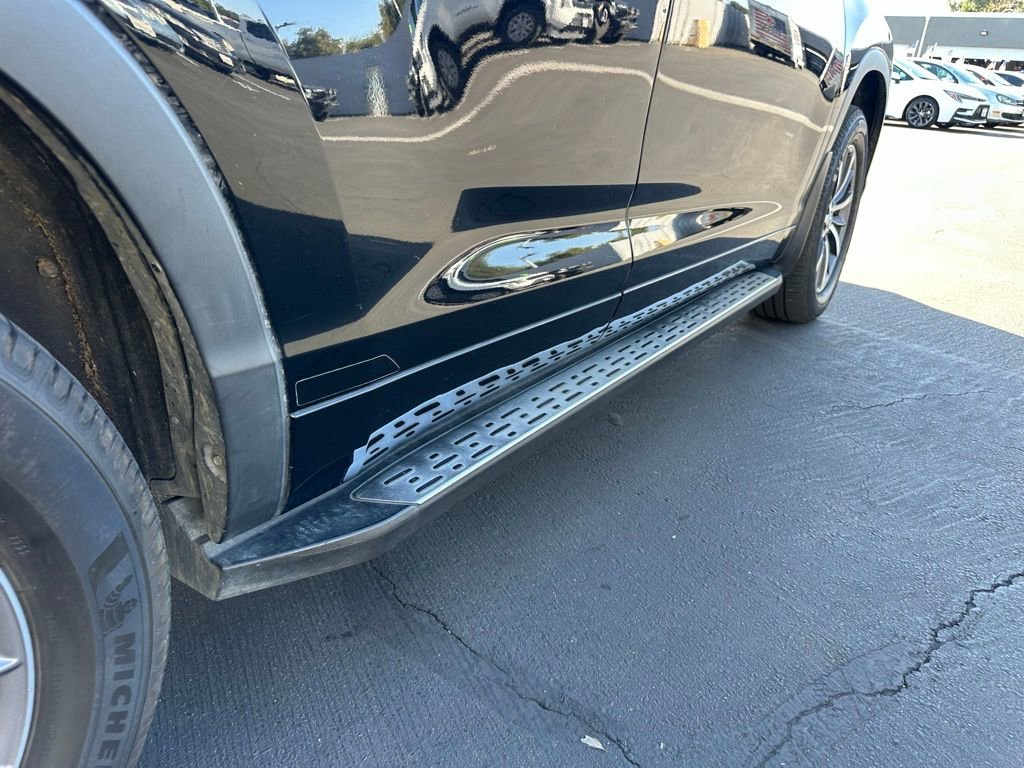 Used 2017 Toyota Highlander XLE image 5