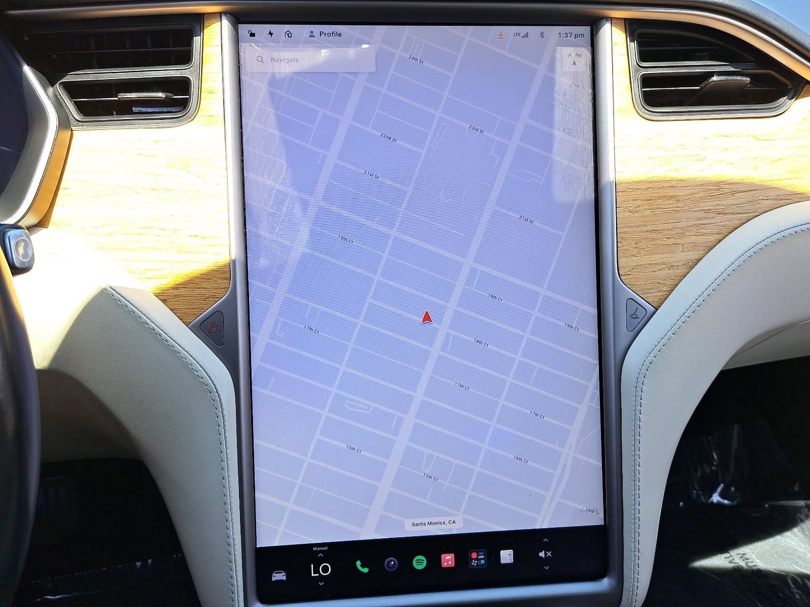 Used 2020 Tesla Model S Long Range Plus AWD/4WD image 23