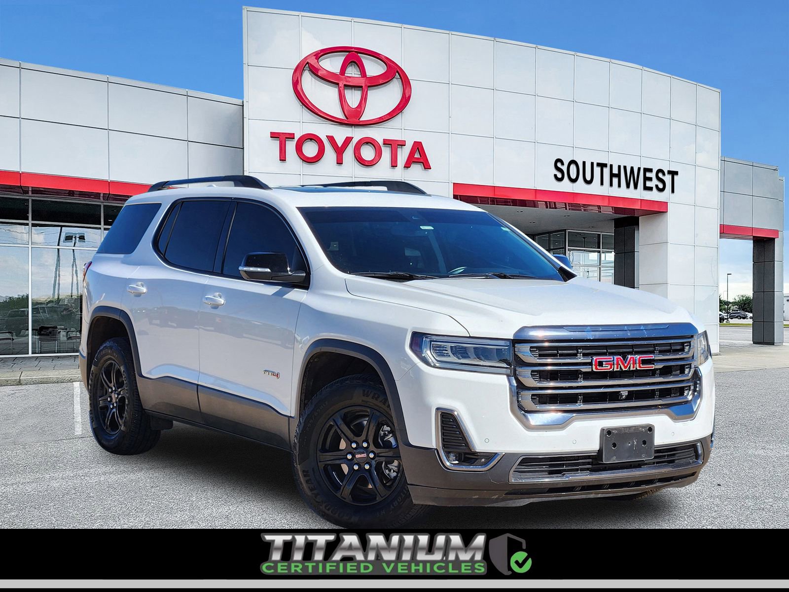 Used 2022 GMC Acadia AT4 w/ Technology Package