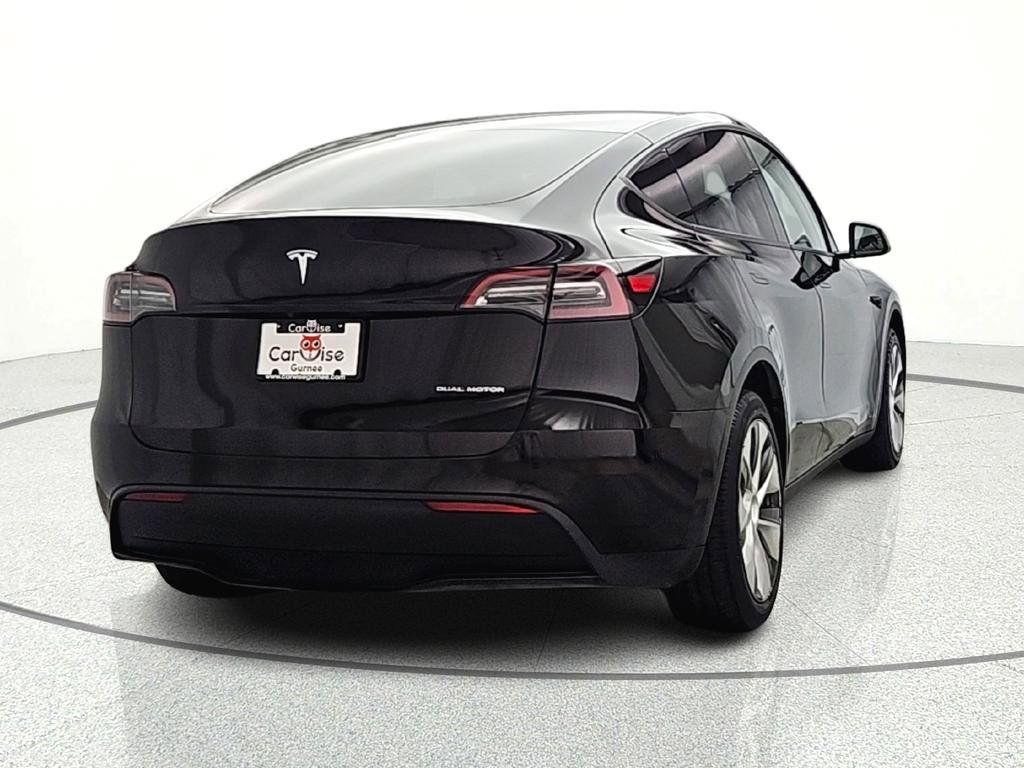 Used 2023 Tesla Model Y Long Range image 9
