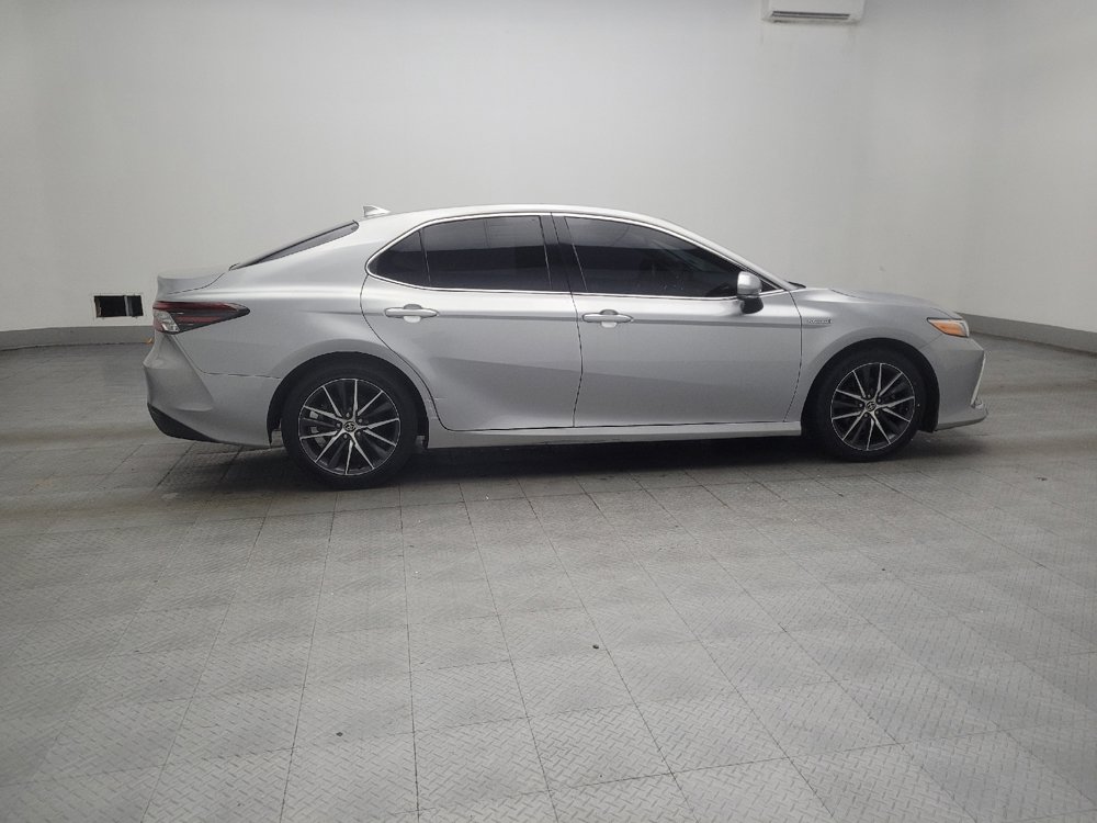 Used 2021 Toyota Camry XLE w/ Navigation Upgrade Package FWD image 10