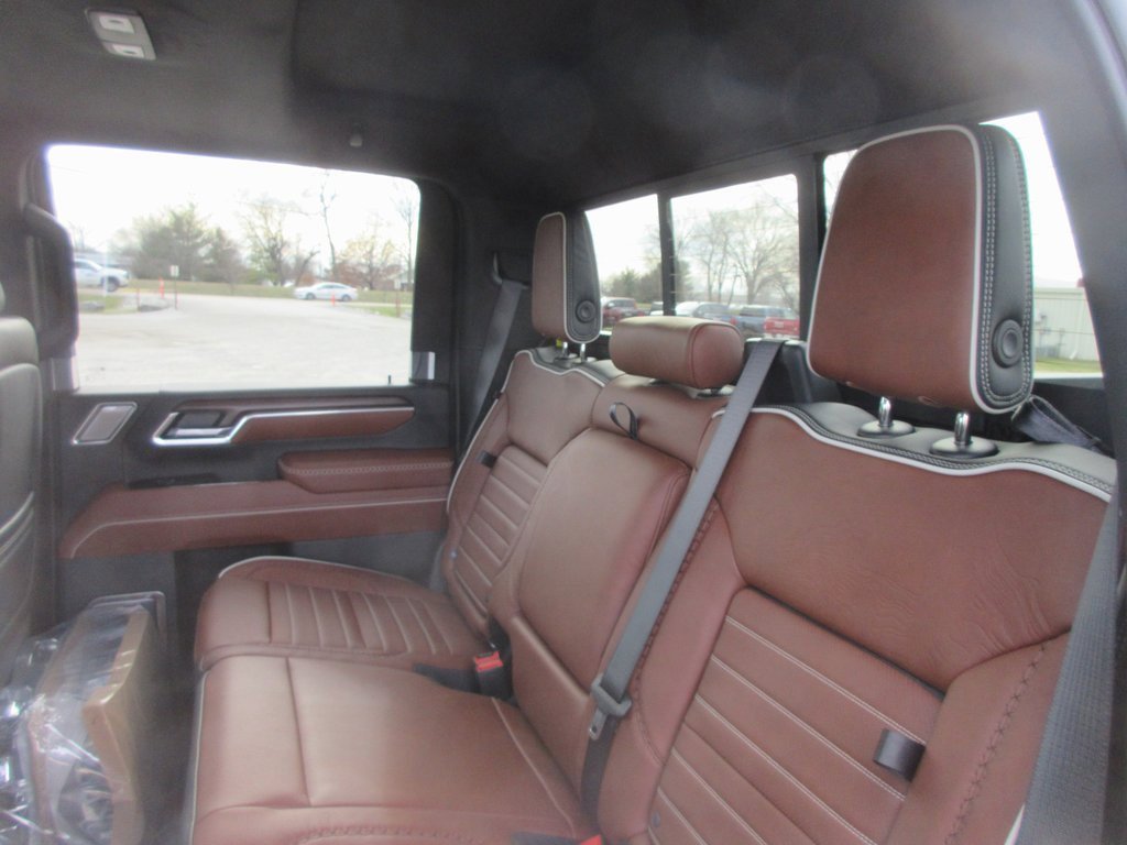 New 2026 GMC Sierra 3500 Denali Ultimate image 15