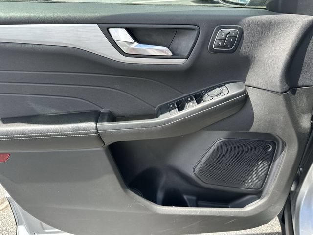 Used 2024 Ford Escape Platinum AWD/4WD image 35
