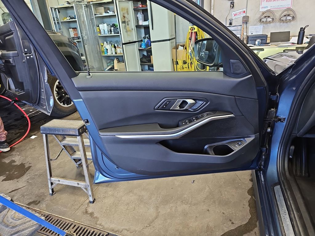 Used 2025 BMW 330i xDrive Sedan image 26