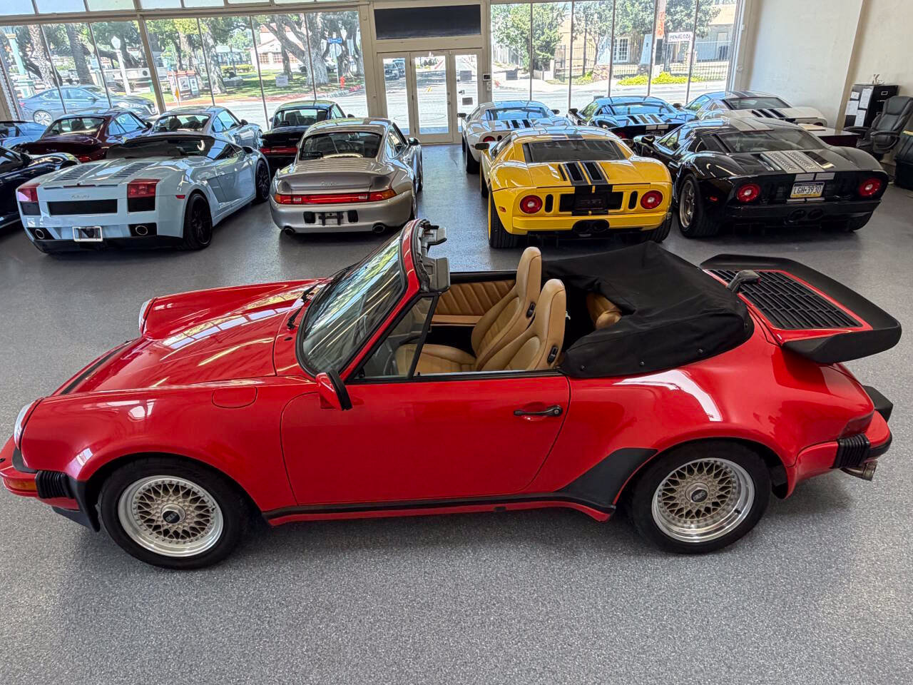Used 1988 Porsche 911 Carrera RWD image 10