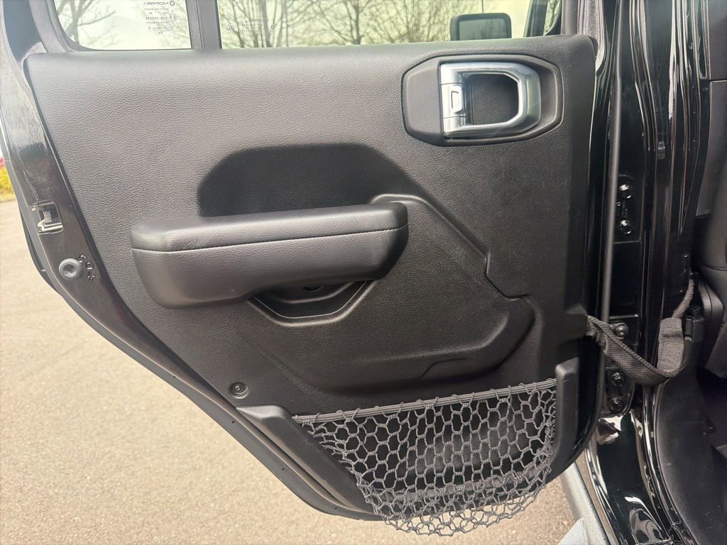 Used 2021 Jeep Gladiator Mojave image 18