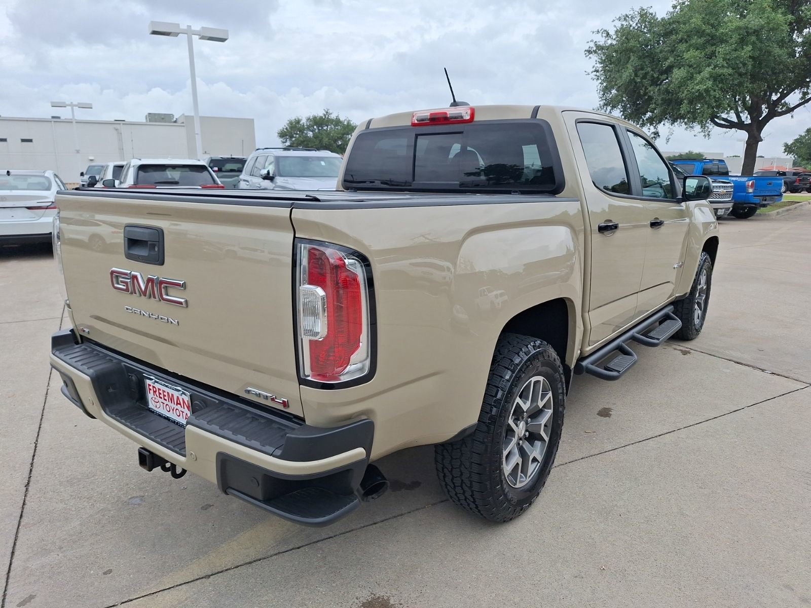 Used 2022 GMC Canyon AT4 AWD/4WD image 6