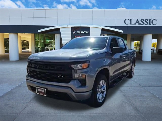 Used 2023 Chevrolet Silverado 1500 Custom w/ LPO, Dark Essentials Package image 3