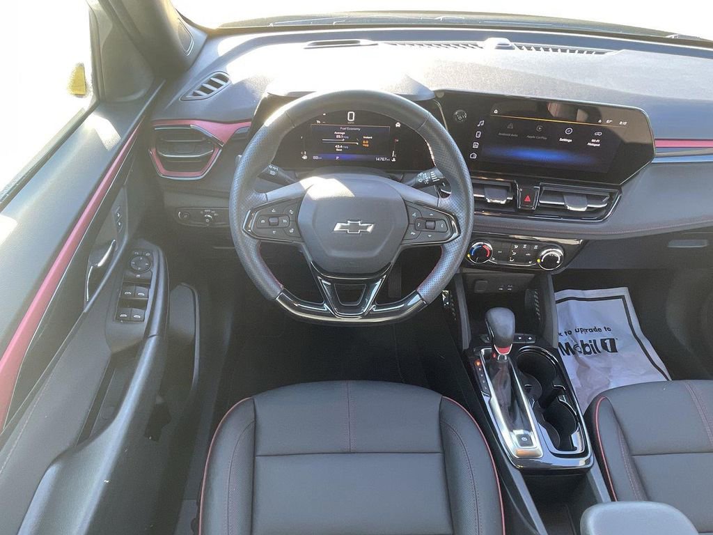 Certified 2024 Chevrolet TrailBlazer RS w/ Driver Confidence Package image 19