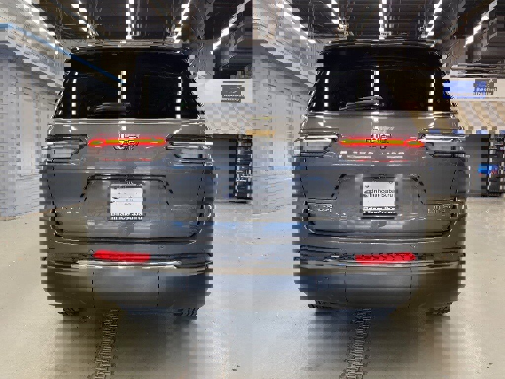 Used 2021 Jeep Grand Cherokee L Limited image 6